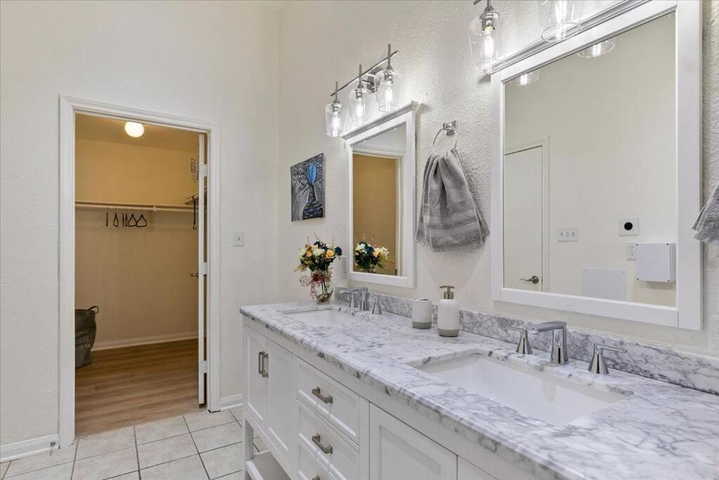 Lucky House - Tranquility In The Middle Of Houston - Tv In Every Room - 300 M2 Exterior foto